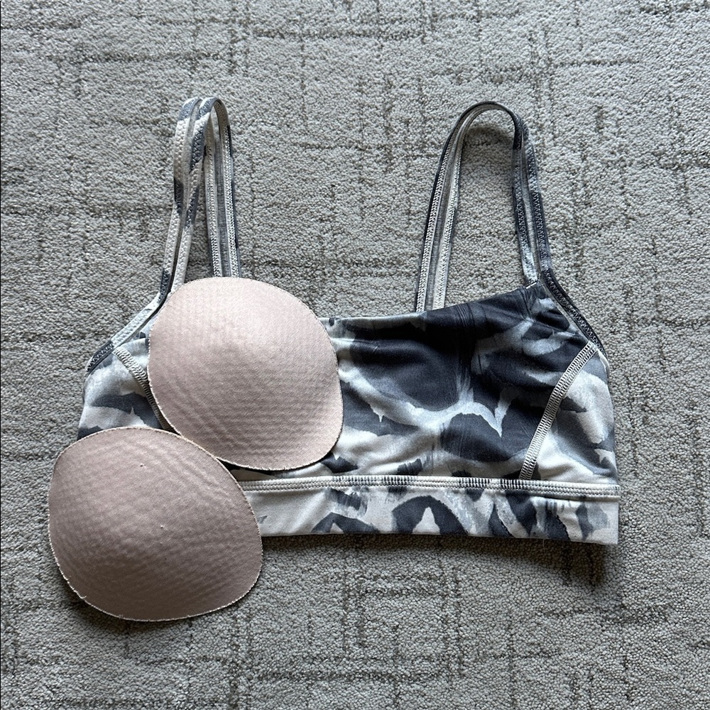 Lululemon Straight Up Bra, Ghost Weave White Black, size 4 - Picture 7 of 7